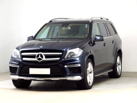 Mercedes-Benz GL, 2014 - pohled č. 3