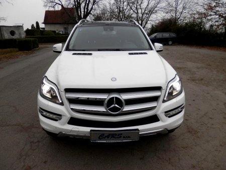 Mercedes-Benz GL, 2014 - pohled č. 3