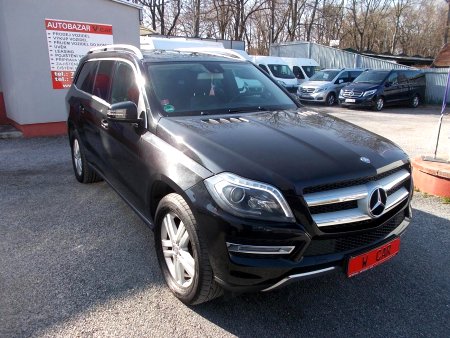 Mercedes-Benz GL, 2013 - pohled č. 3