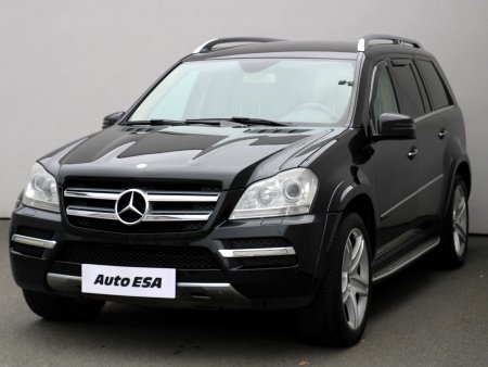 Mercedes-Benz GL, 2010 - pohled č. 3
