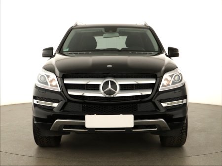 Mercedes-Benz GL, 2013 - pohled č. 2