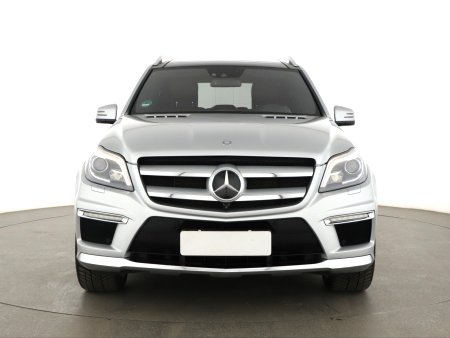 Mercedes-Benz GL, 2015 - pohled č. 2