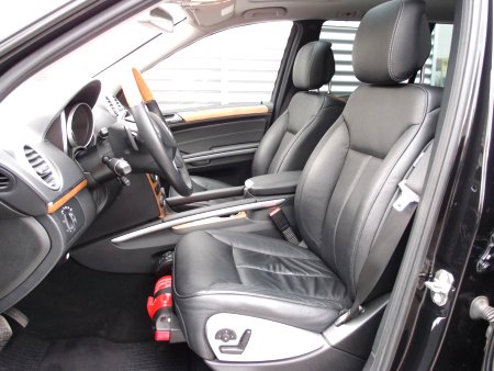 Mercedes-Benz GL, 2010 - pohled č. 10