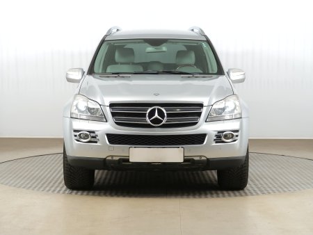 Mercedes-Benz GL, 2009 - pohled č. 2