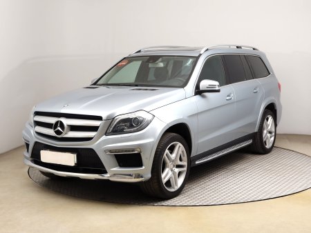 Mercedes-Benz GL, 2014 - pohled č. 3