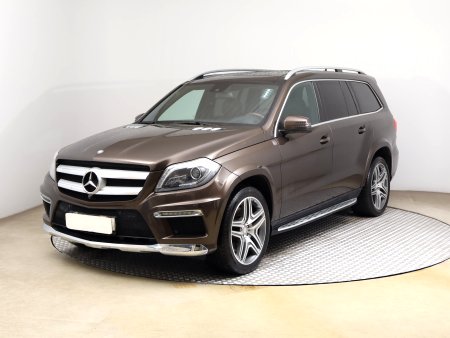 Mercedes-Benz GL, 2014 - pohled č. 3
