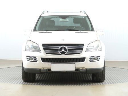 Mercedes-Benz GL, 2009 - pohled č. 2