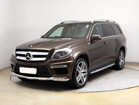 Mercedes-Benz GL, 2014 - pohled č. 3