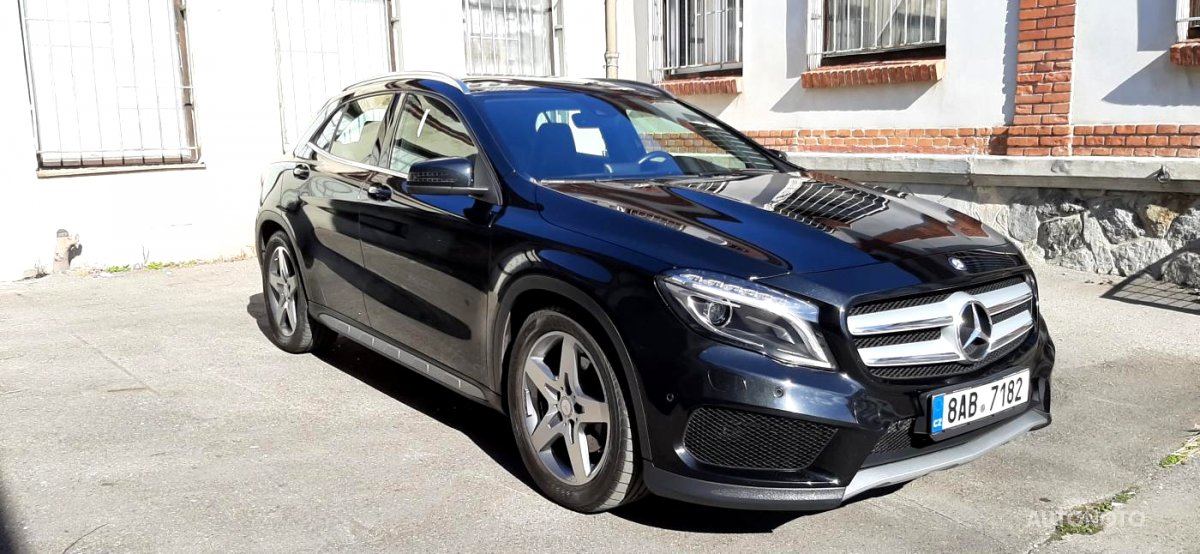 Mercedes-Benz GLA, 2014 - celkový pohled