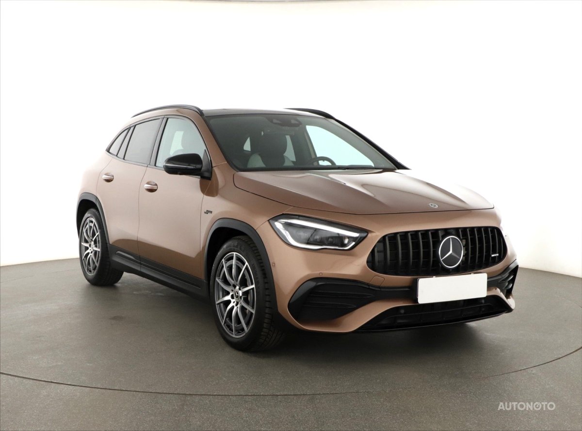 Mercedes-Benz GLA, 2021 - pohled č. 1