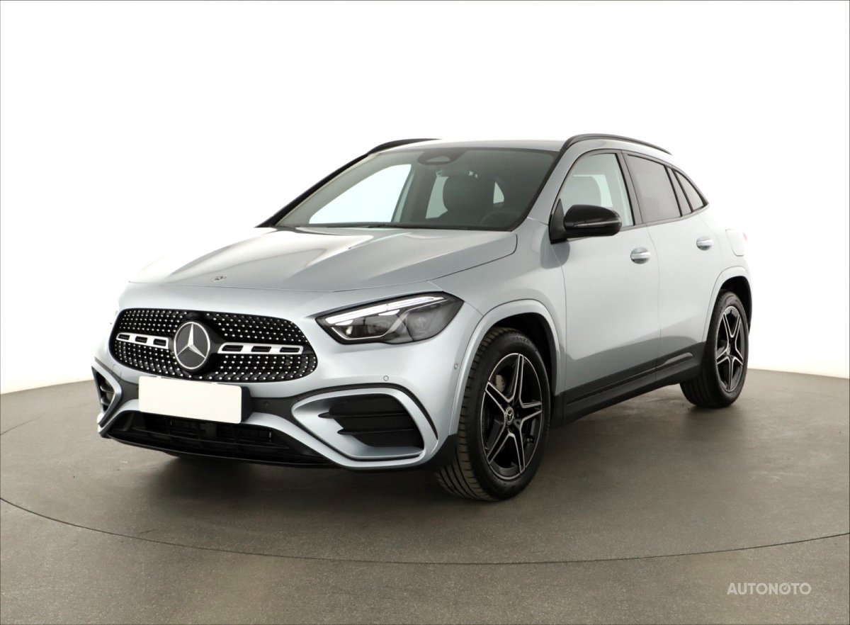 Mercedes-Benz GLA, 2025 - pohled č. 3