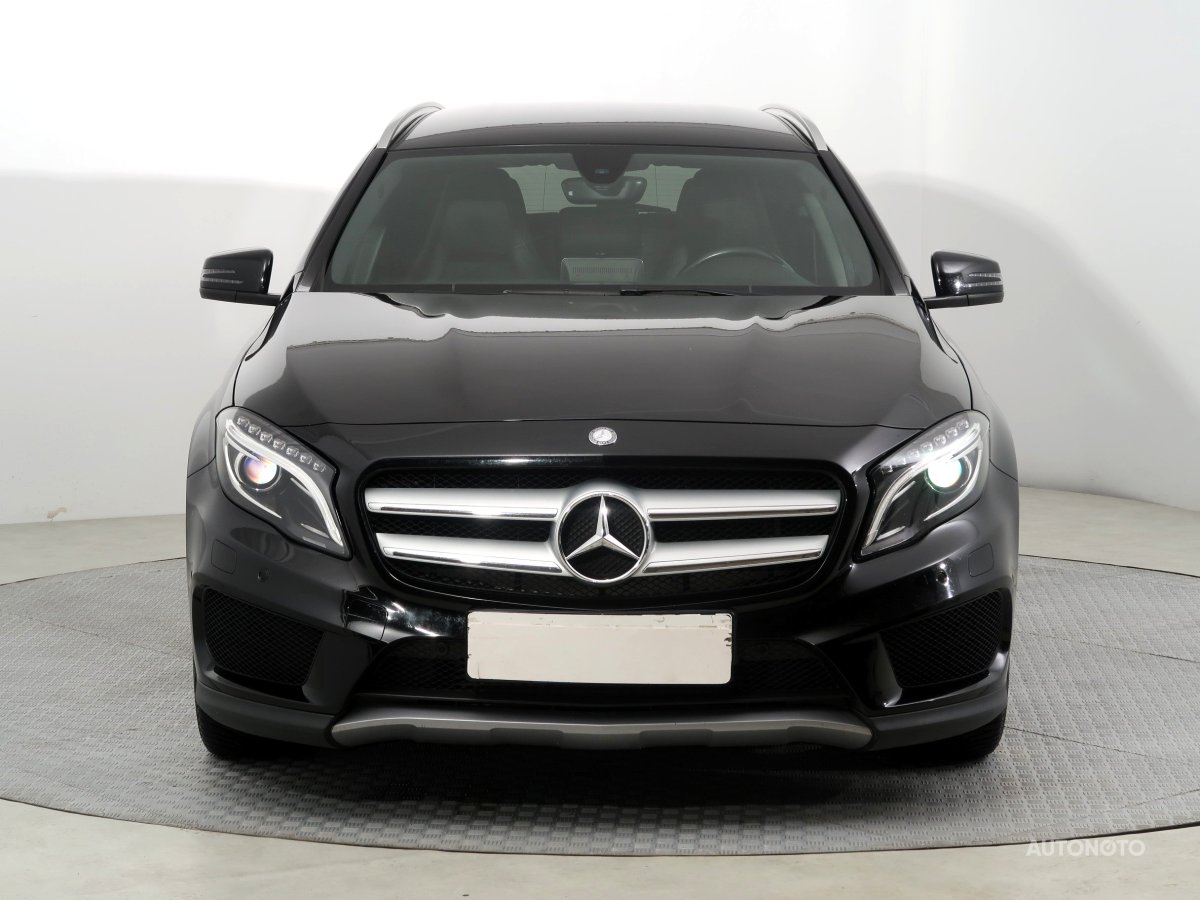 Mercedes-Benz GLA, 2017 - pohled č. 2