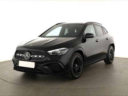 Mercedes-Benz GLA, 2024 - pohled č. 3