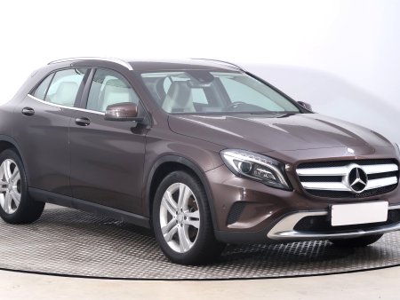 Mercedes-Benz GLA Mercedes   220 CDI 4MATIC,2014, Koupeno v ČR