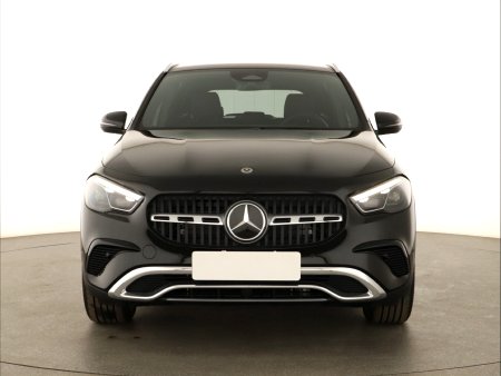 Mercedes-Benz GLA, 2025 - pohled č. 2