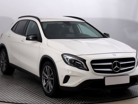 Mercedes-Benz GLA, 2016