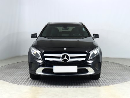 Mercedes-Benz GLA, 2017 - pohled č. 2