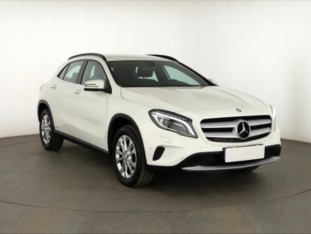 Mercedes-Benz GLA Mercedes   200 CDI 4MATIC,2016
