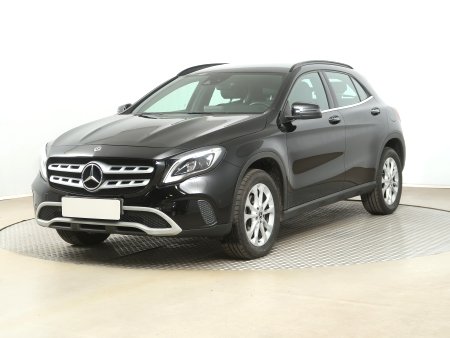 Mercedes-Benz GLA, 2019 - pohled č. 3