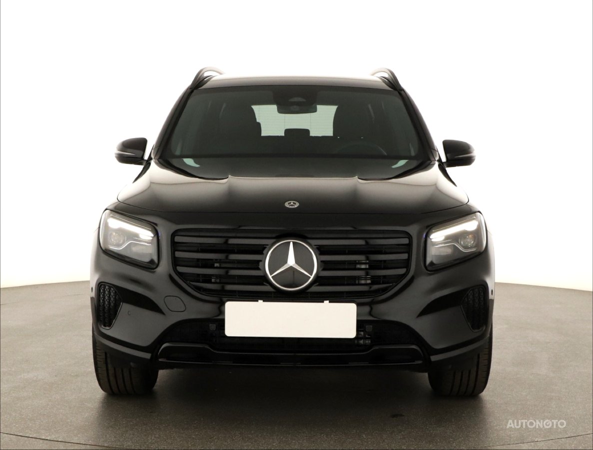 Mercedes-Benz GLB, 2024 - pohled č. 2