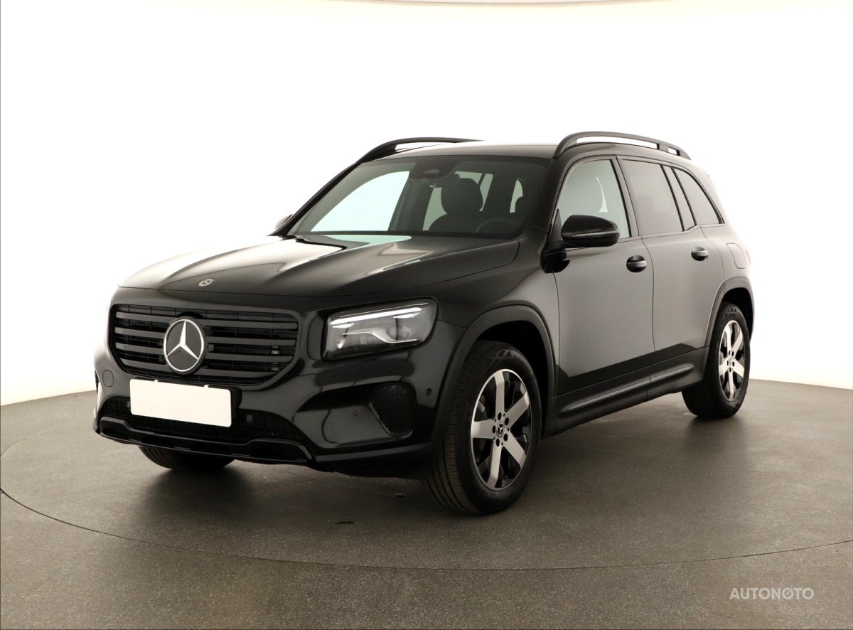 Mercedes-Benz GLB, 2024 - pohled č. 3