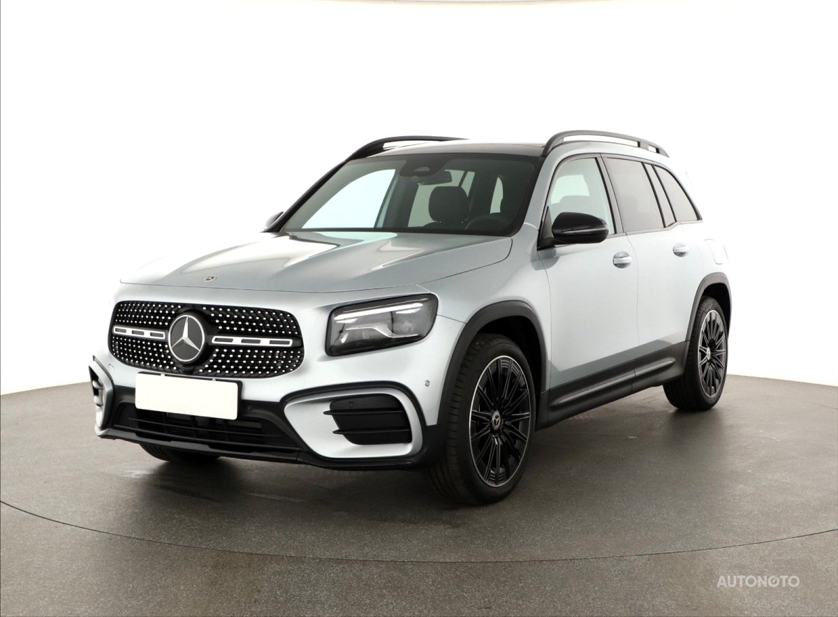 Mercedes-Benz GLB, 2024 - pohled č. 3