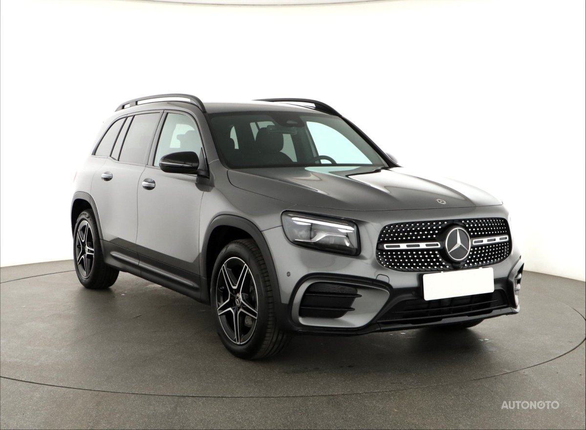 Mercedes-Benz GLB, 2024 - celkový pohled