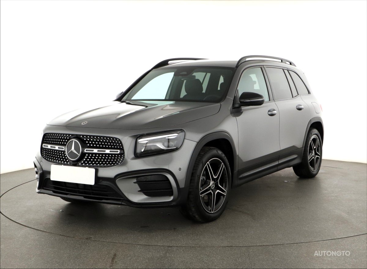 Mercedes-Benz GLB, 2024 - pohled č. 3