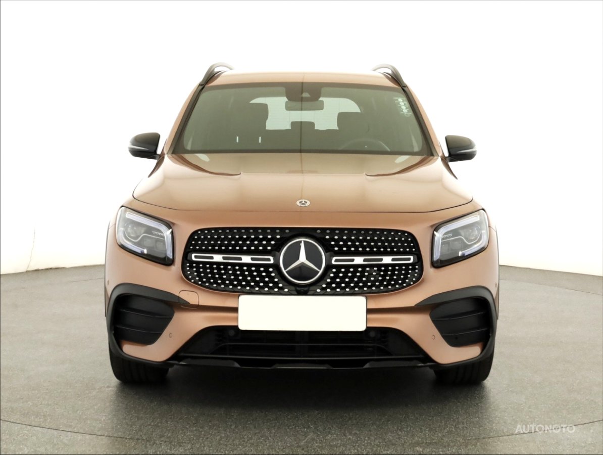 Mercedes-Benz GLB, 2022 - pohled č. 2