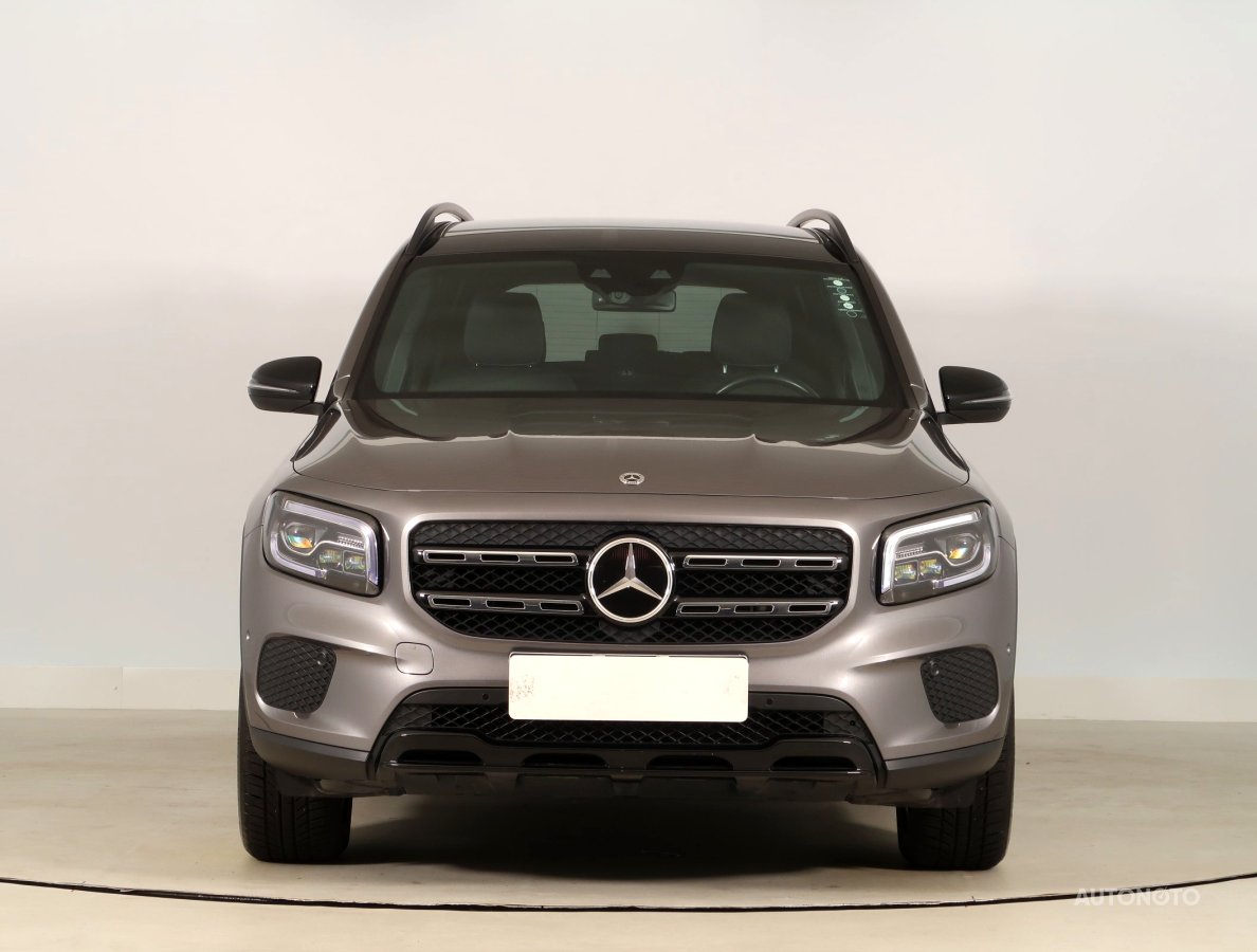 Mercedes-Benz GLB, 2023 - pohled č. 2