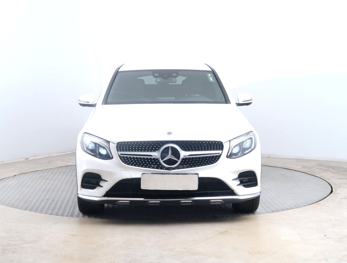 Mercedes-Benz GLC Coupe, 2018 - pohled č. 2