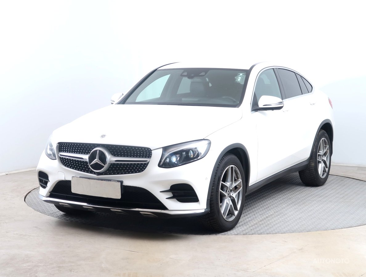 Mercedes-Benz GLC Coupe, 2018 - pohled č. 3