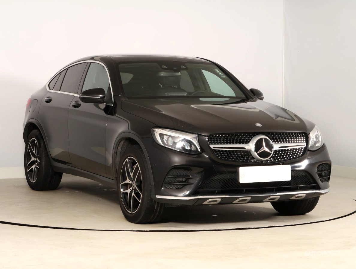 Mercedes-Benz GLC Coupe, 2017 - celkový pohled