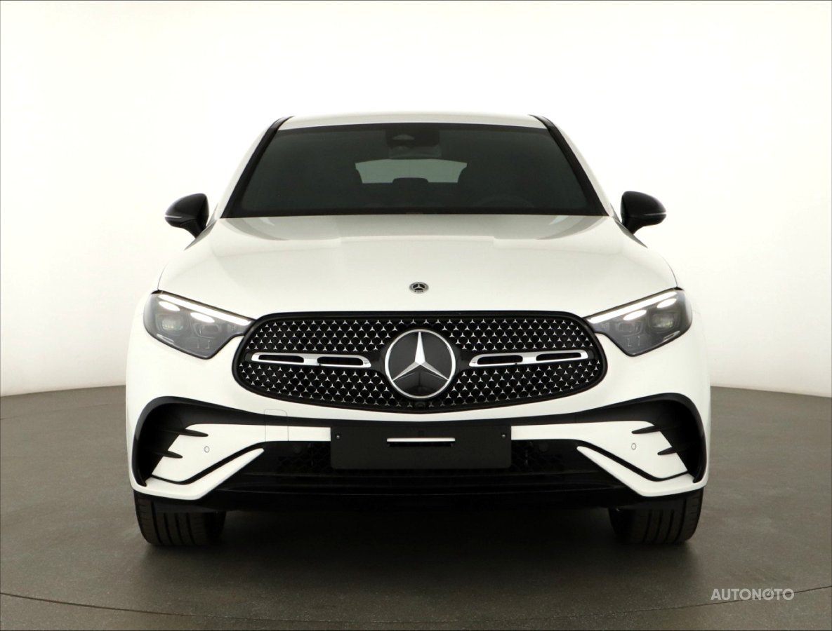 Mercedes-Benz GLC Coupe, 2025 - pohled č. 2