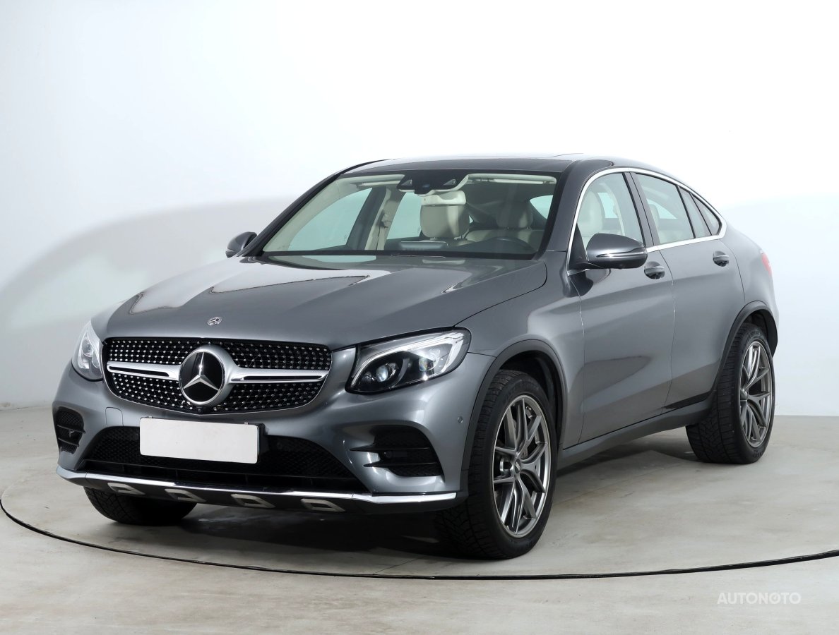 Mercedes-Benz GLC Coupe, 2018 - pohled č. 3
