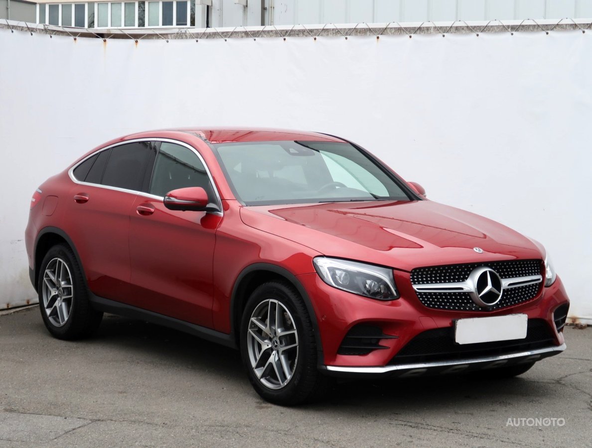 Mercedes-Benz GLC Coupe, 2018 - celkový pohled