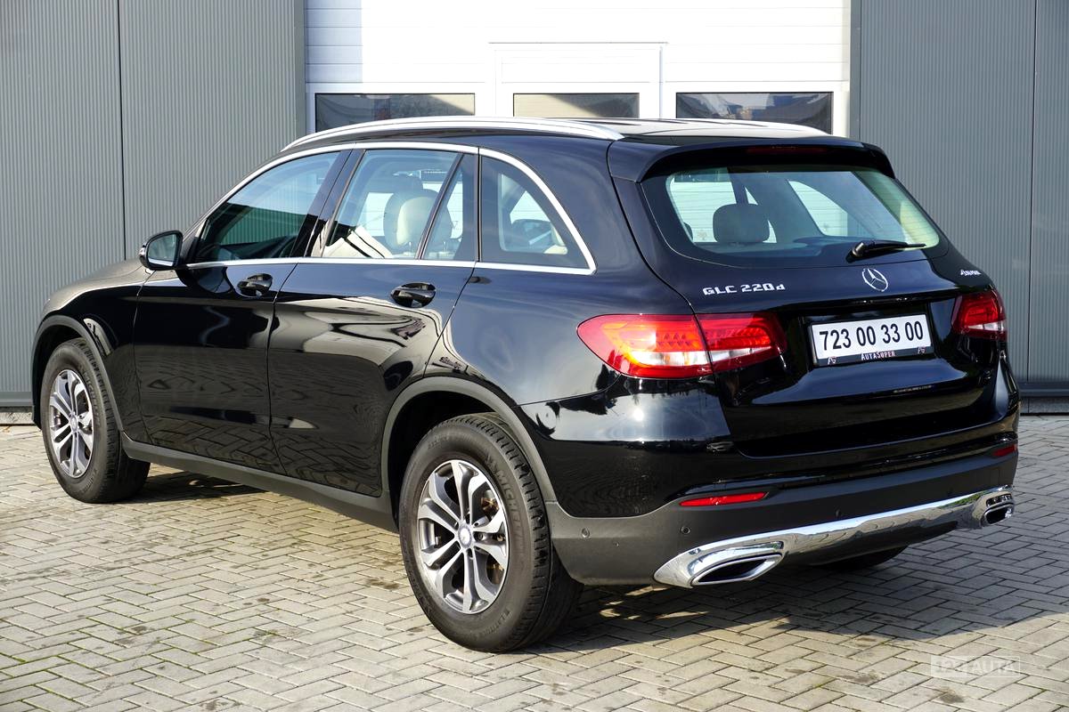 Mercedes-Benz GLC, 2016 - pohled č. 5