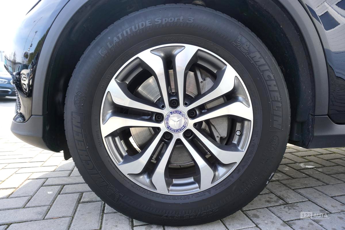 Mercedes-Benz GLC, 2016 - pohled č. 9