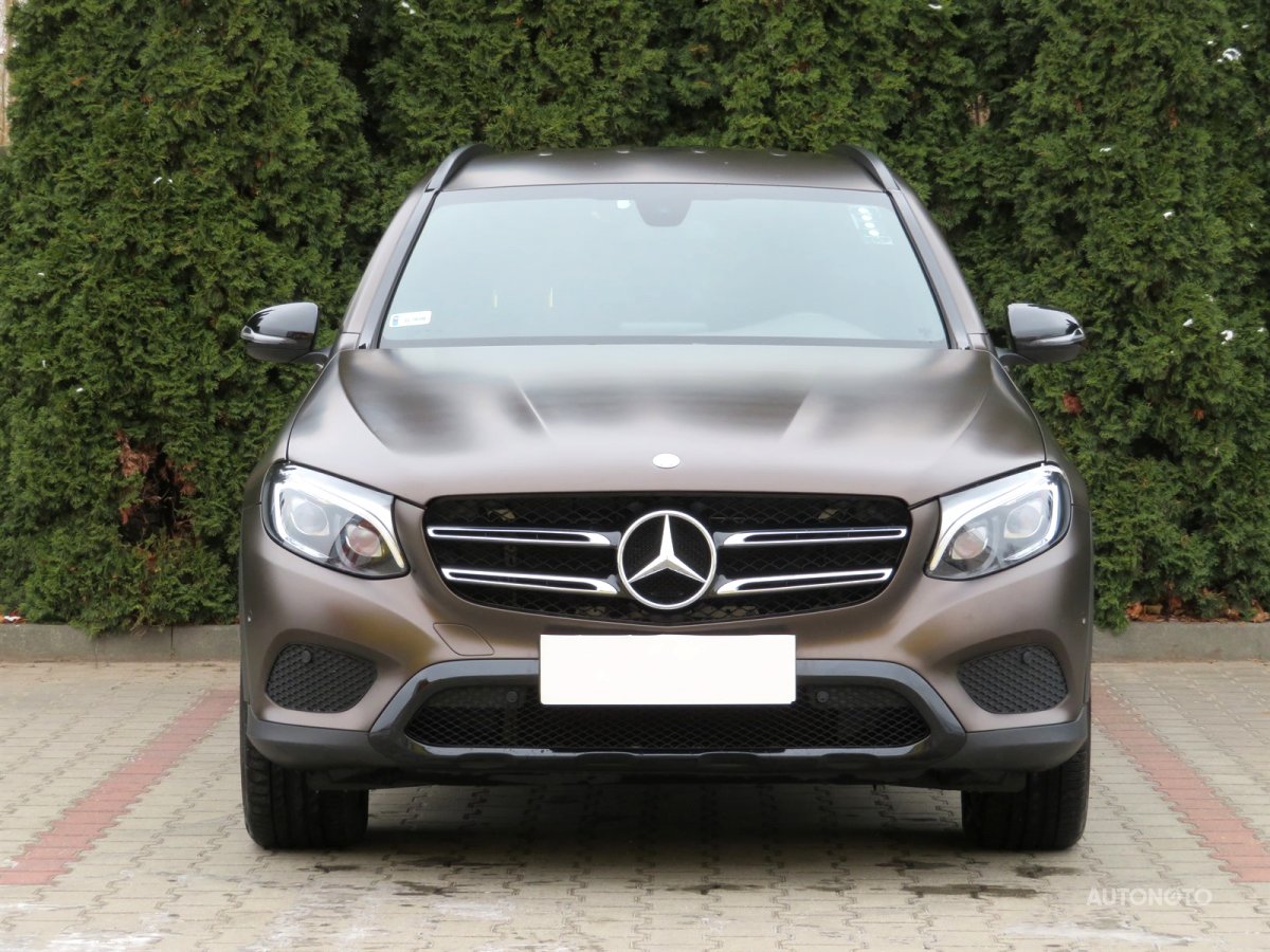 Mercedes-Benz GLC, 2016 - pohled č. 2