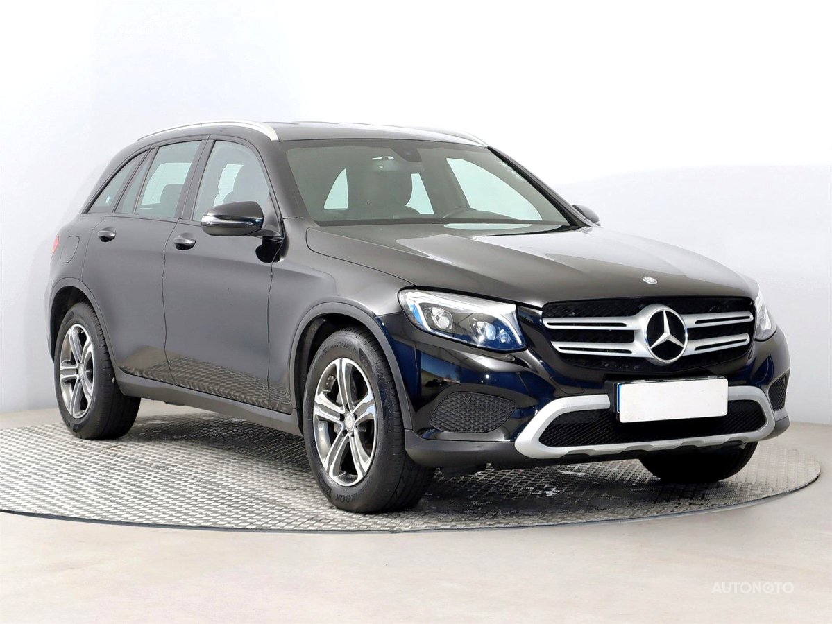 Mercedes-Benz GLC, 2015 - celkový pohled
