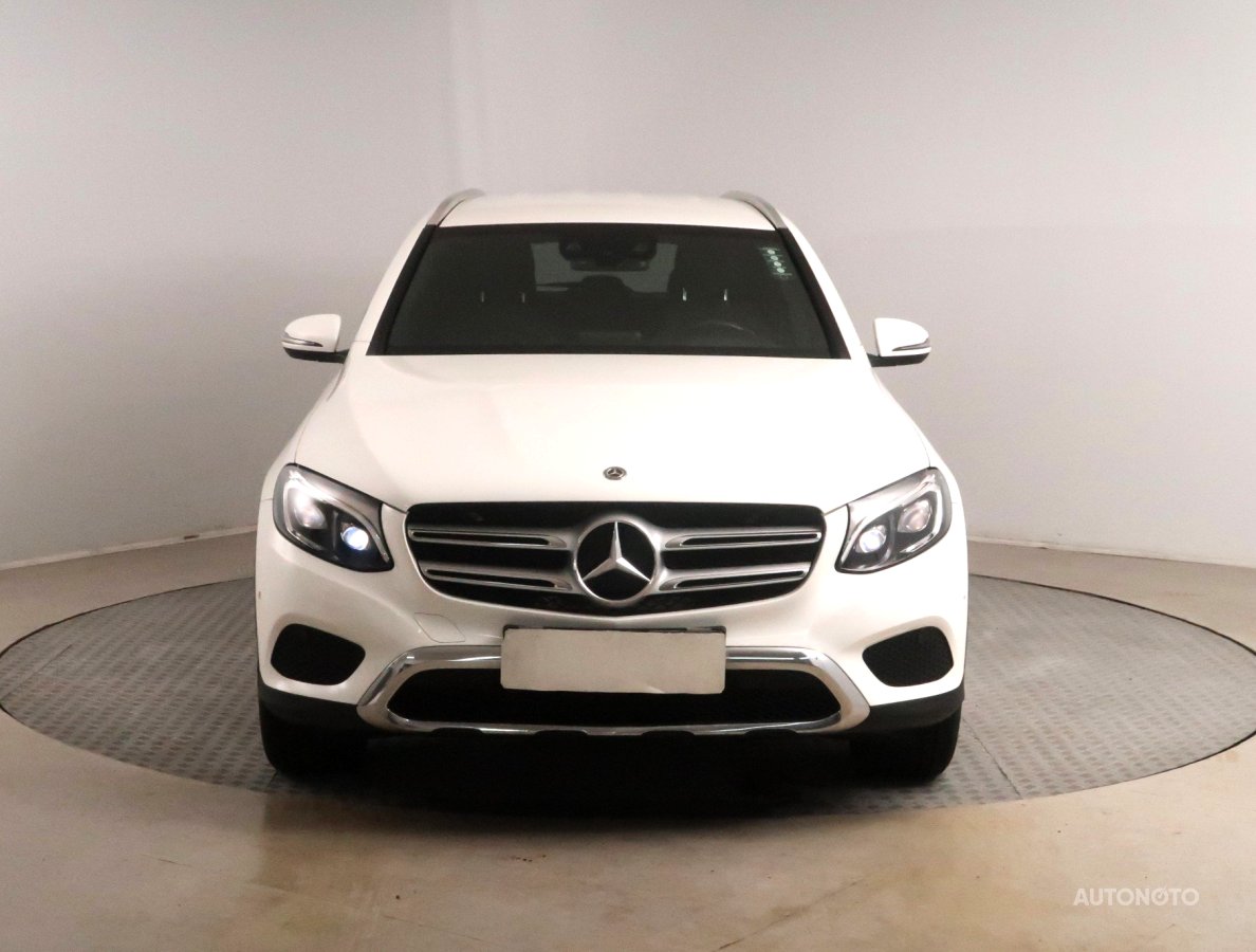 Mercedes-Benz GLC, 2018 - pohled č. 2