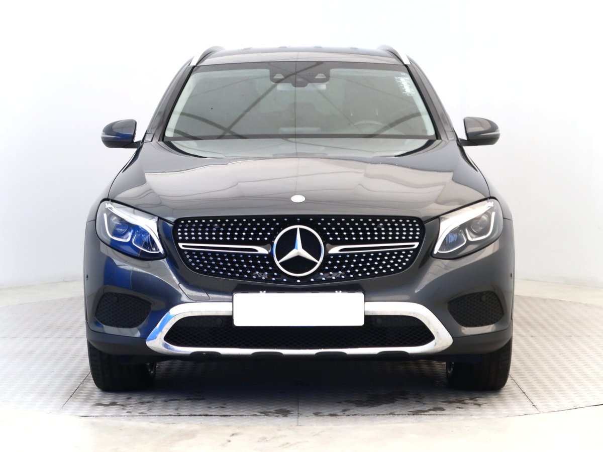 Mercedes-Benz GLC, 2016 - pohled č. 2