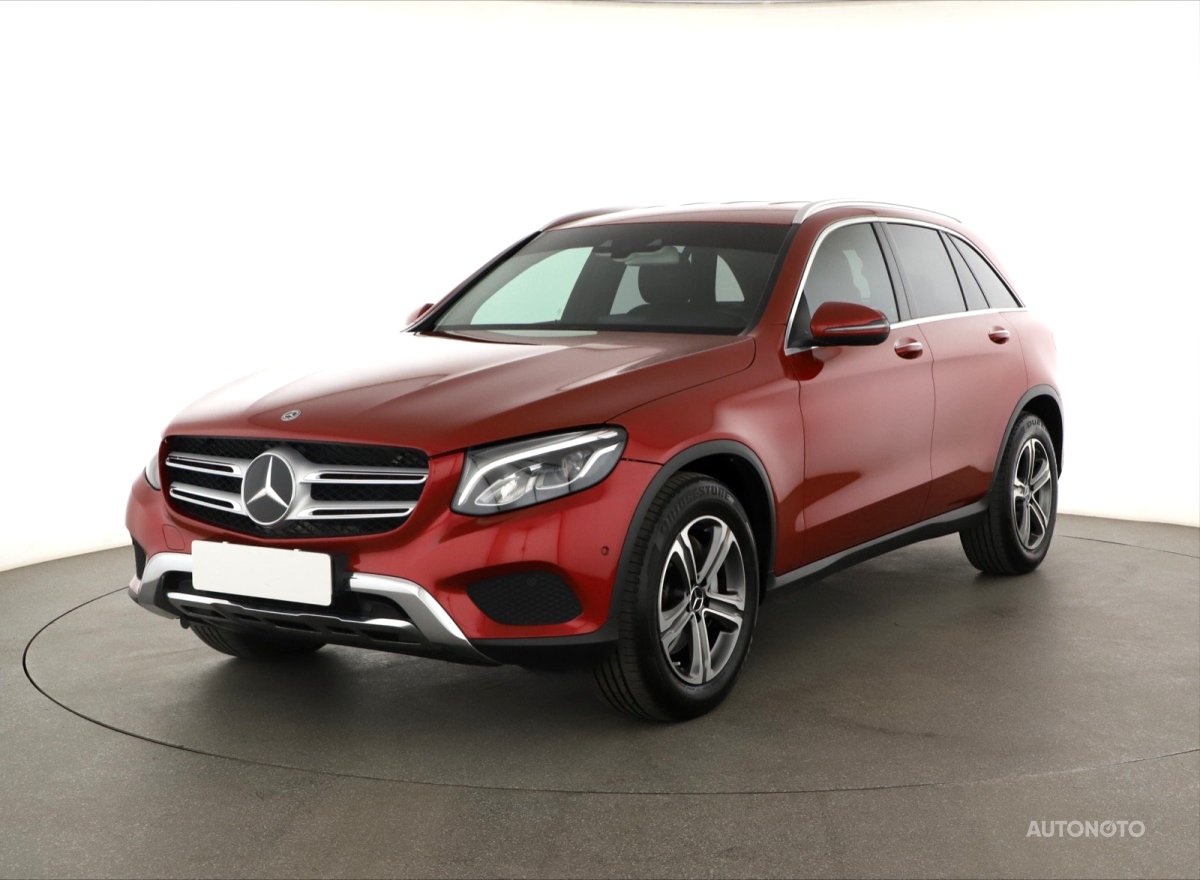 Mercedes-Benz GLC, 2018 - pohled č. 3