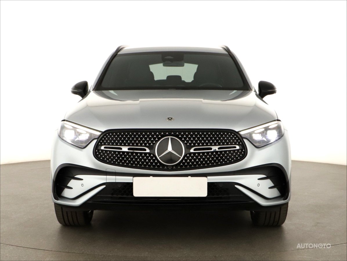 Mercedes-Benz GLC, 2023 - pohled č. 2