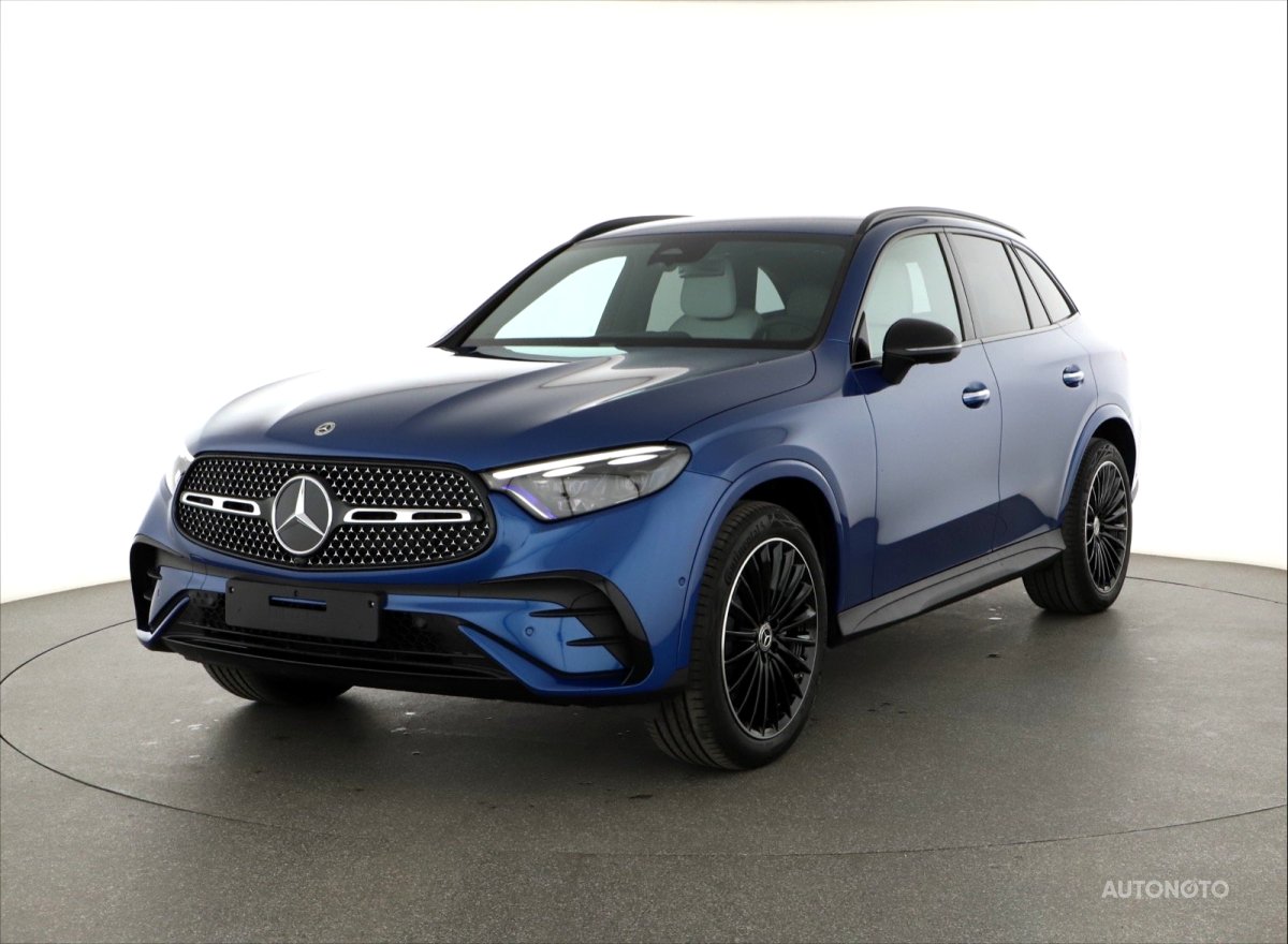 Mercedes-Benz GLC, 2024 - pohled č. 3