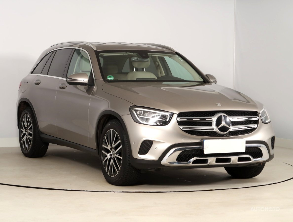 Mercedes-Benz GLC, 2021 - celkový pohled