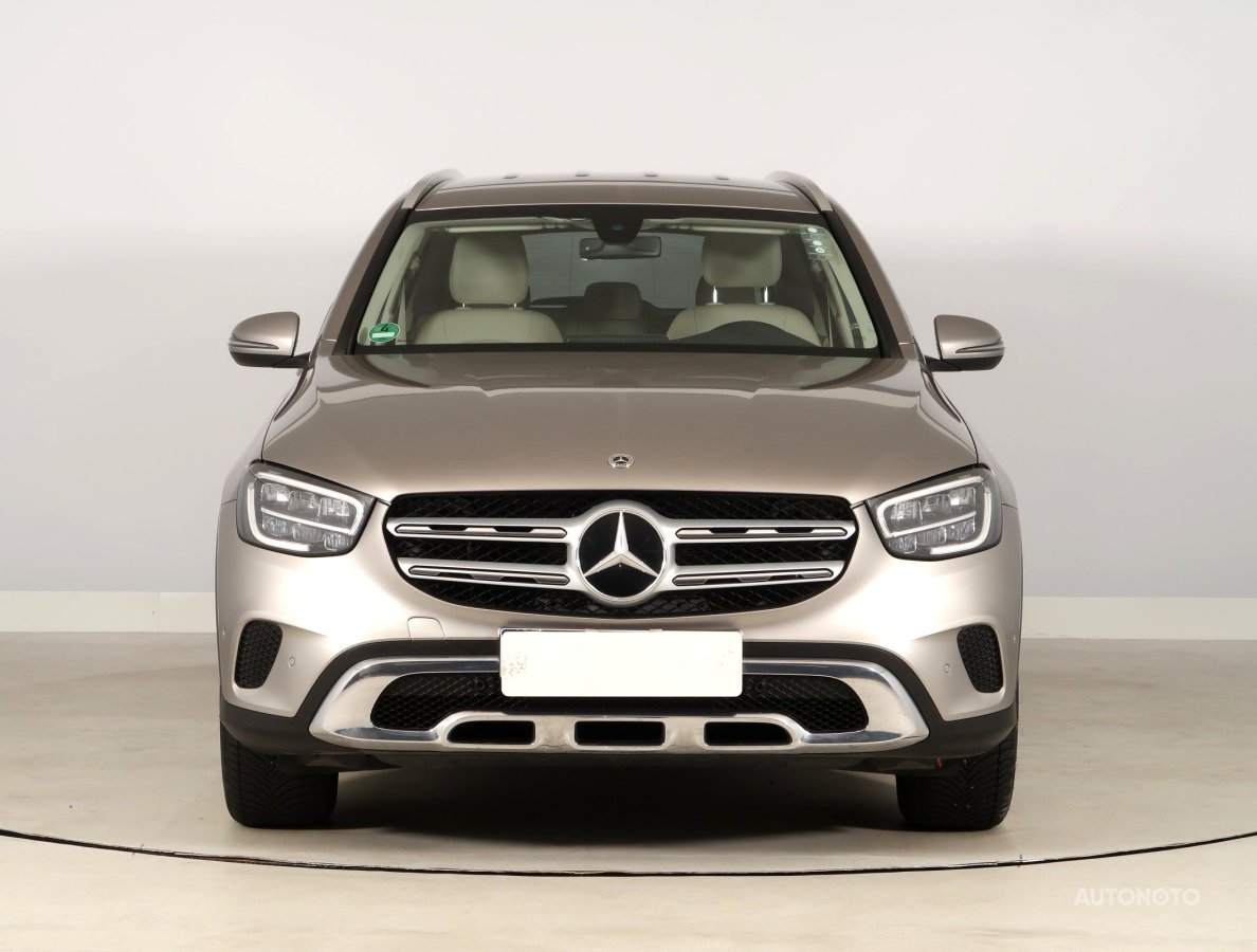 Mercedes-Benz GLC, 2021 - pohled č. 2