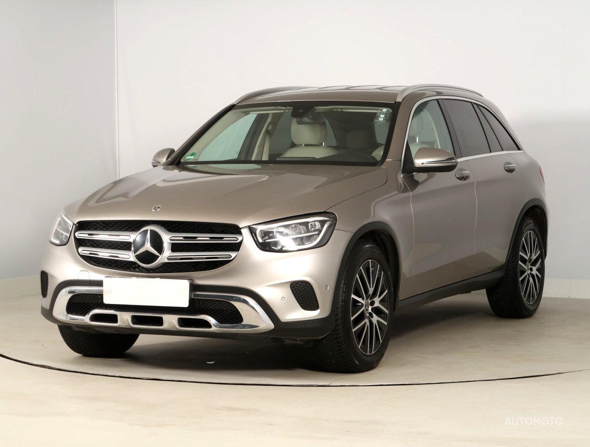 Mercedes-Benz GLC, 2021 - pohled č. 3