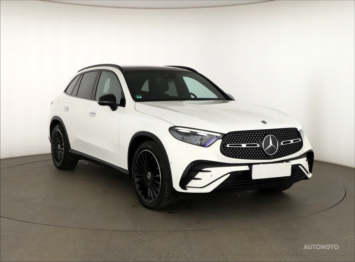 Mercedes-Benz GLC, 2024 - celkový pohled