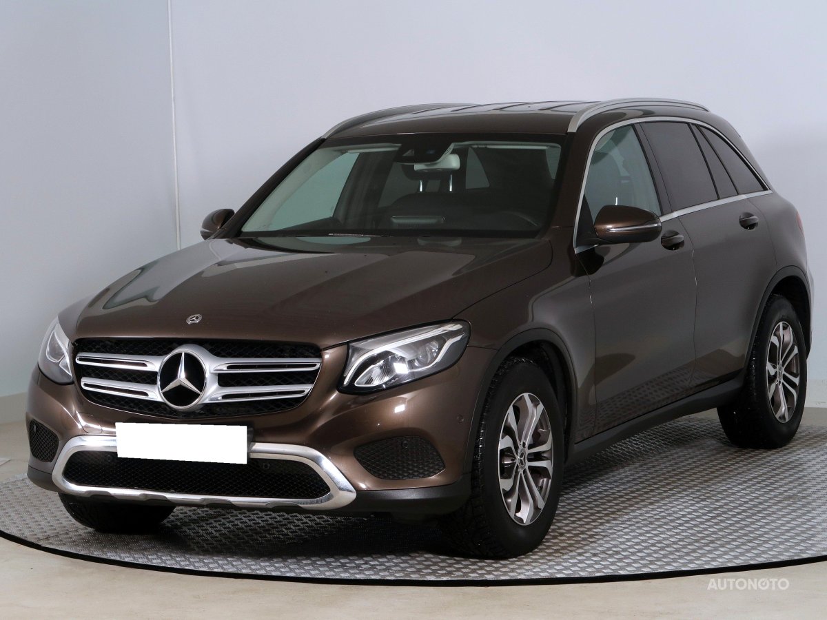 Mercedes-Benz GLC, 2017 - pohled č. 3